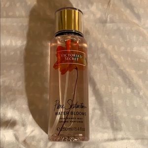 Victoria’s Secret Fragrance Mist- Pure Seduction